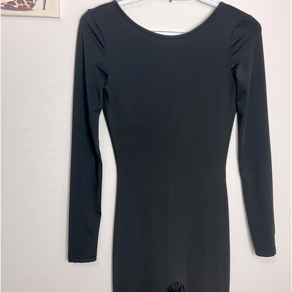 Full body jumpsuit - Picture 2 of 11